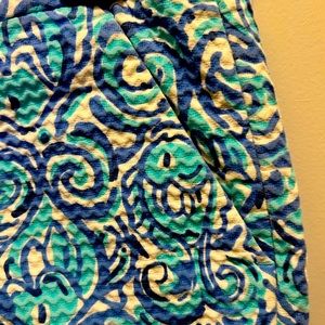 Lilly Pulitzer Adie Chasing Tail Fish shorts